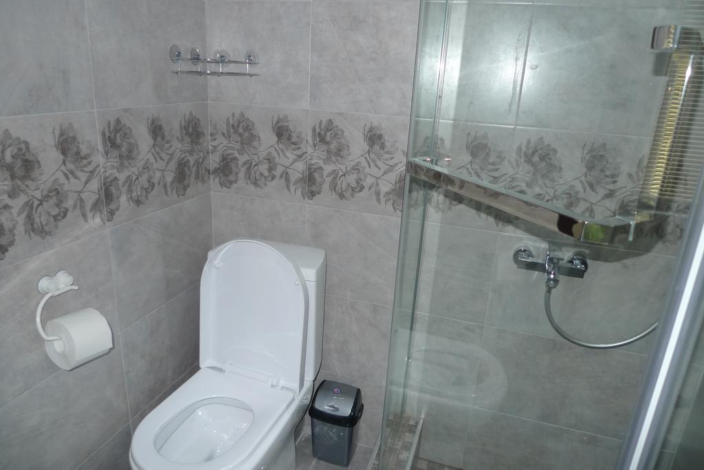 Helen'S House Apartment Batumi Cameră foto