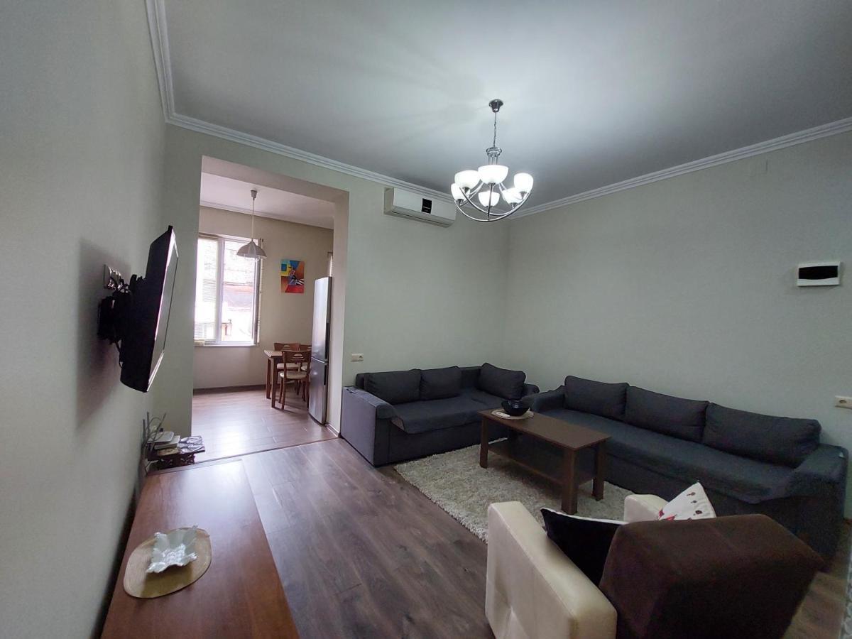 Helen'S House Apartment Batumi Exterior foto